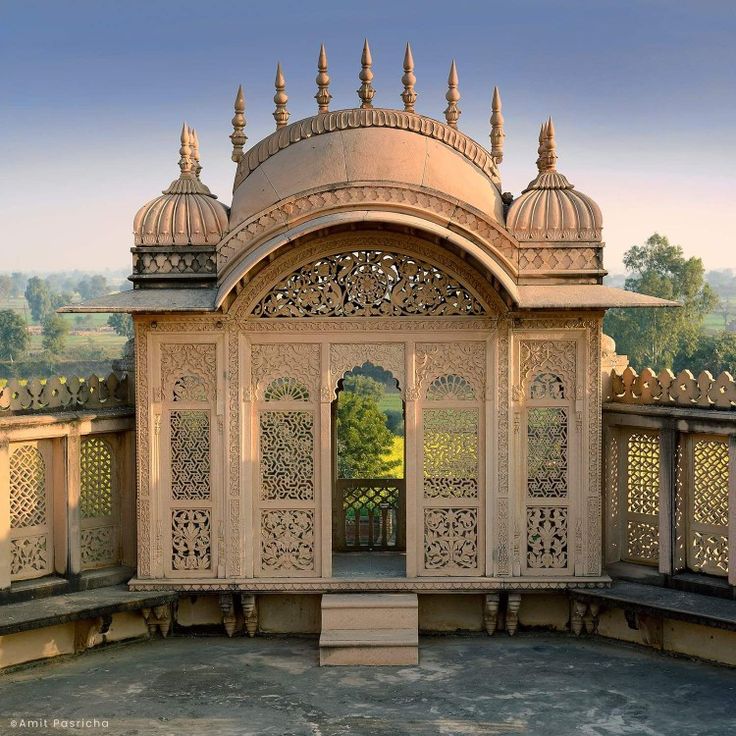 Best Mehandi Artist in Bharatpur – Ajay Mehandi Studio